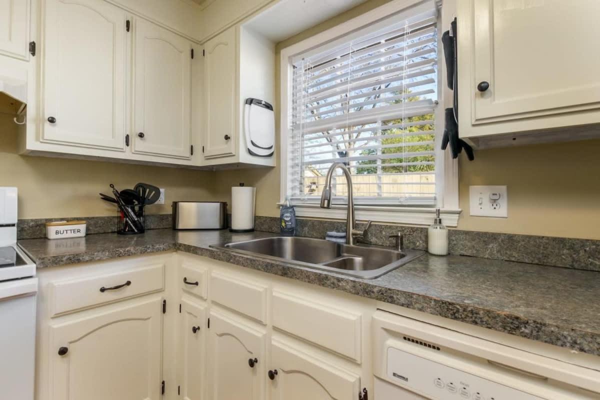 Alabama Get Away Gorgeous Home Location A Near Medical Ctr Tuscaloosa Exterior photo